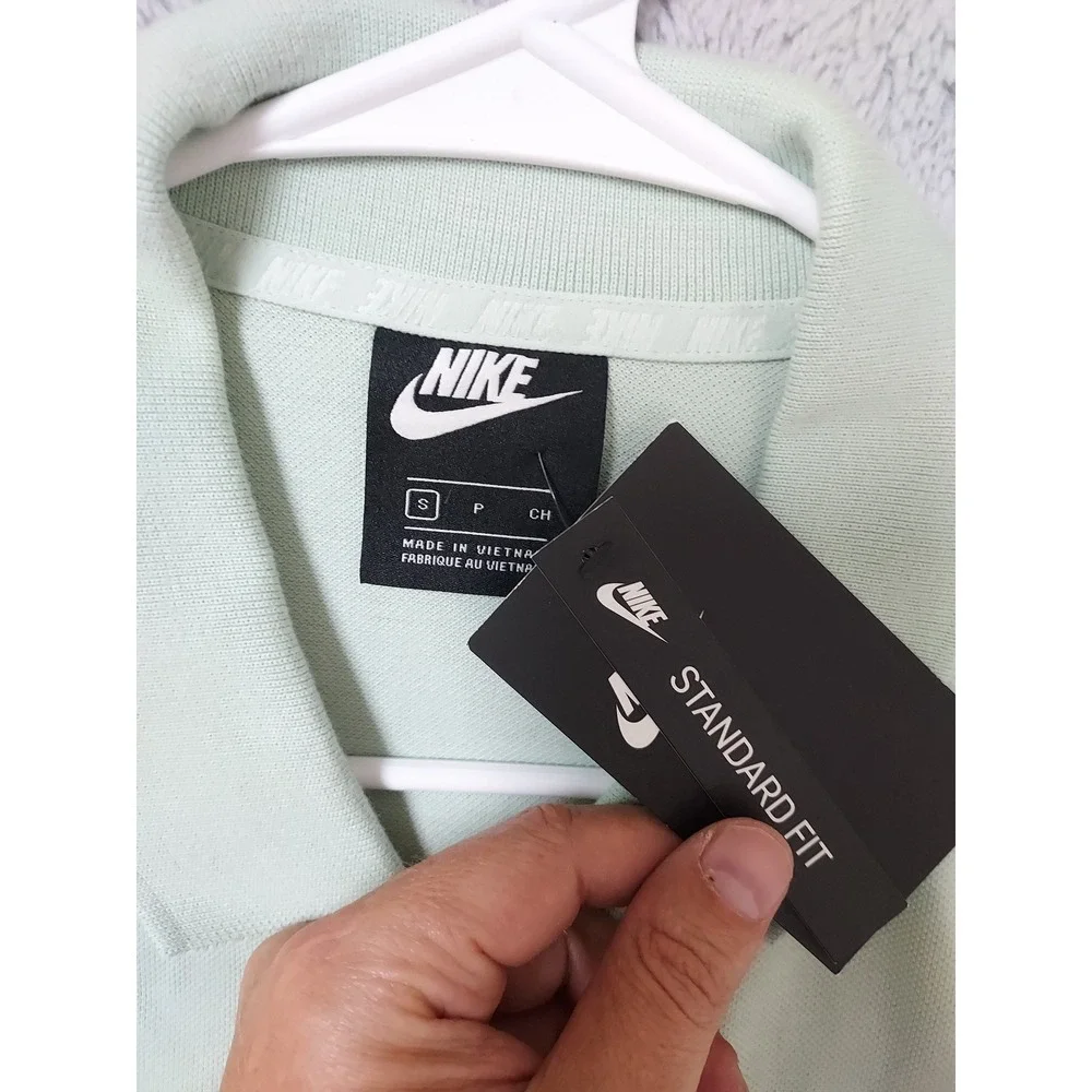 NEW Nike Polo Shirt Mens Small Standard Fit Short Sleeve Matchup Pique Green NWT